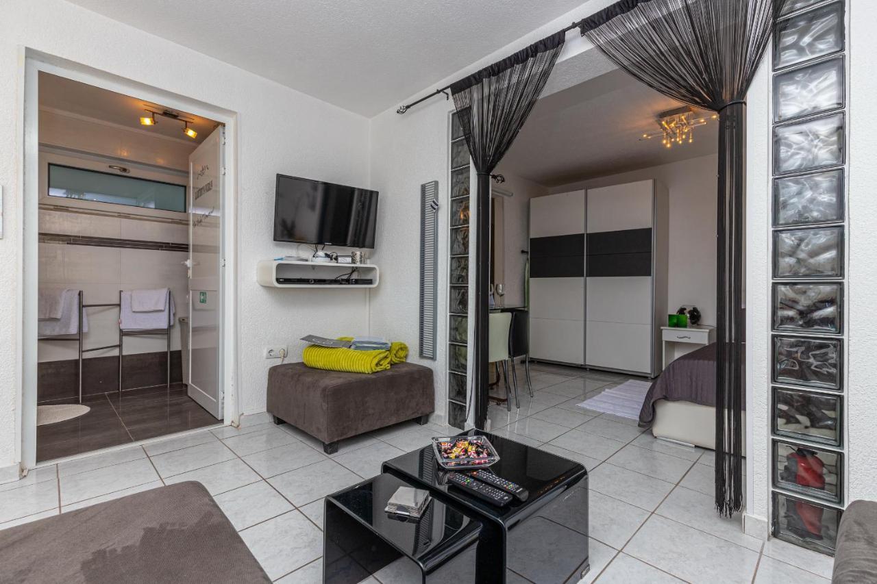 Apartment Lana Crikvenica Esterno foto